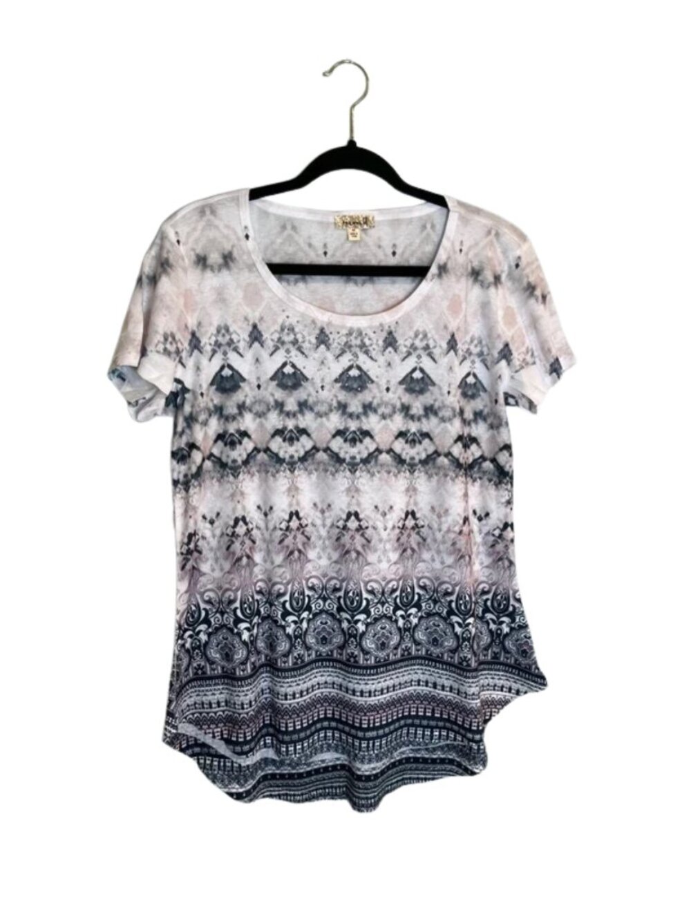 One World Women's Short Sleeve Geometric Print Blouse Top White And Black Size M